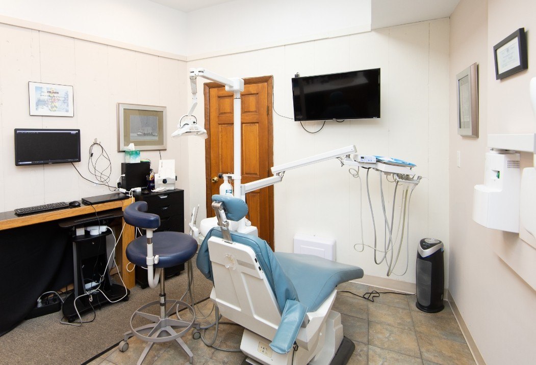 Dental exam room in Harbor Dental Center